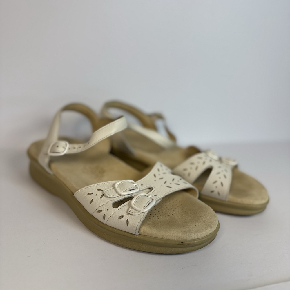 SAS Duo Women's 6.5 M Ankle Strap Tripad Comfort White Leather Sandals Eyelets